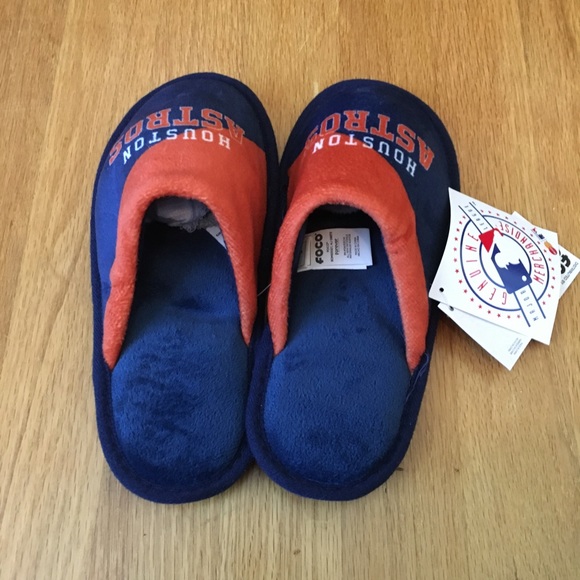 SOLD 🛑 Kids Houston Astros MLB House Slippers - Picture 4 of 8